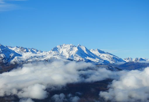 피레네 산맥 여행 중 방문한 코트레 마을 야경
